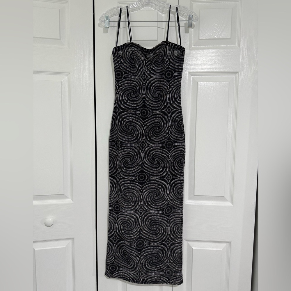 Black and Gray Patterned Dress